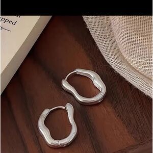 1 Pair, Elegant And Minimalist Irregular Geometric Hoop Earrings, French Style